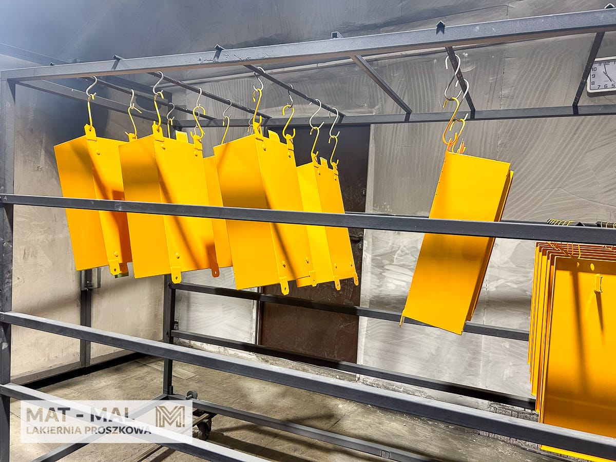 Realizacja MAT-MAL nr 26 – malowanie proszkowe